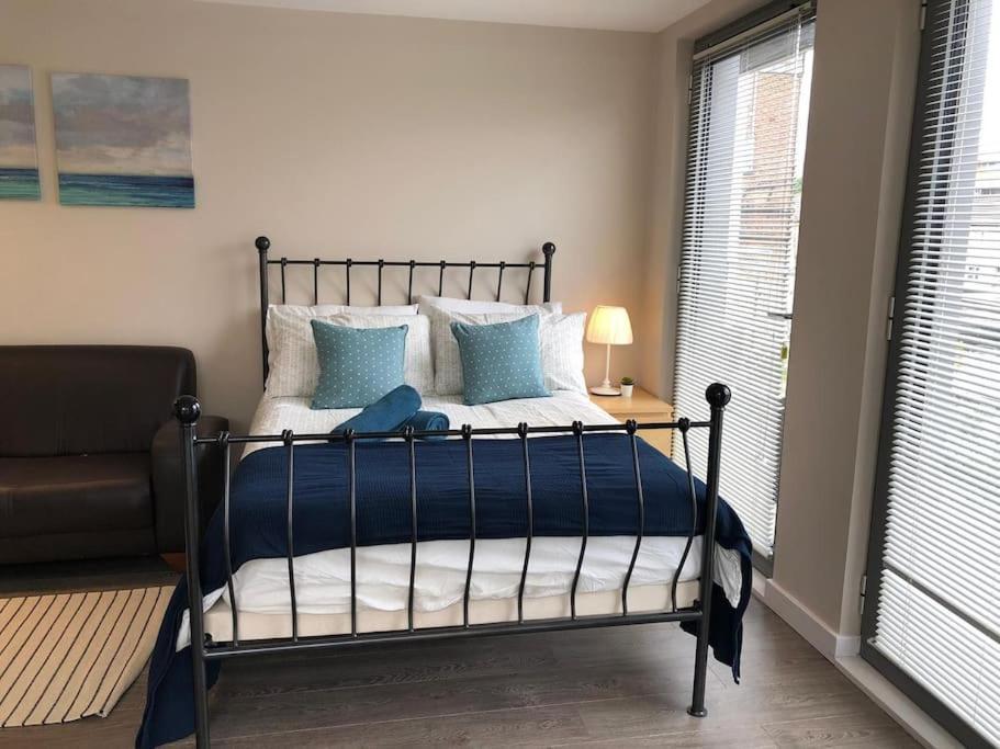 Studio Apartment Opposite Shoreditch Park London Exterior photo