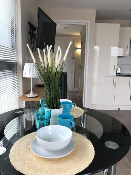 Studio Apartment Opposite Shoreditch Park London Exterior photo